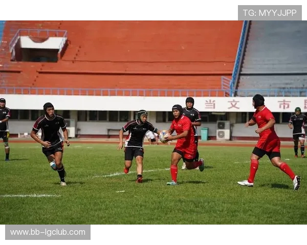 浙大航院足球激扬青春绿茵逐梦展现团队精神与无限激情 浙大航院足球激扬青春绿茵逐梦展现团队精神与无限激情